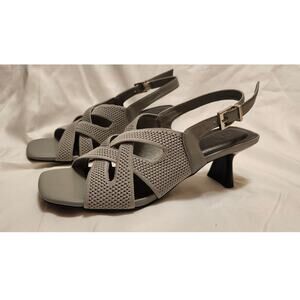 Cosy Island Criss Cross Strap Square Toe‎ Kitten Heel Sandals Gray Size 8 NWOB